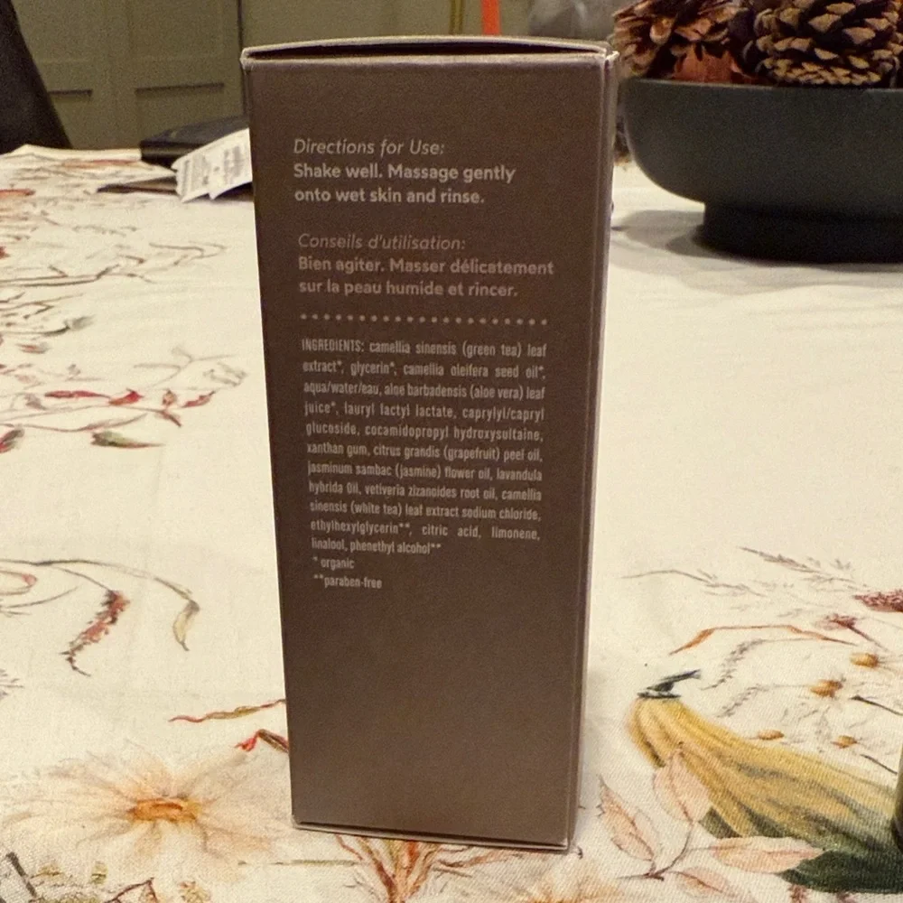 NIB 1.7 oz travel size True Botanicals Nourishing Cleanser NEVER USED